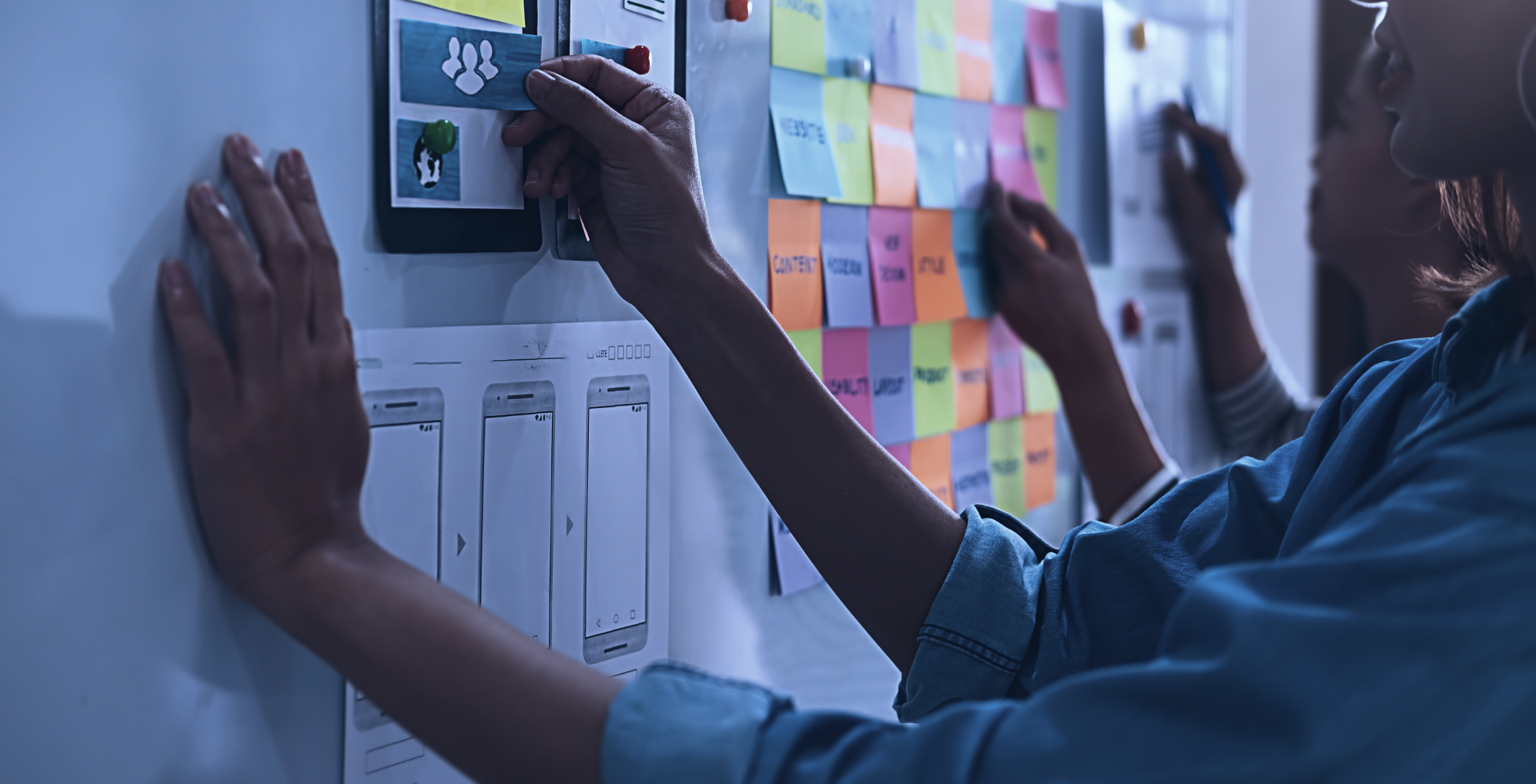 web-designer-brainstorming-strategy-plan